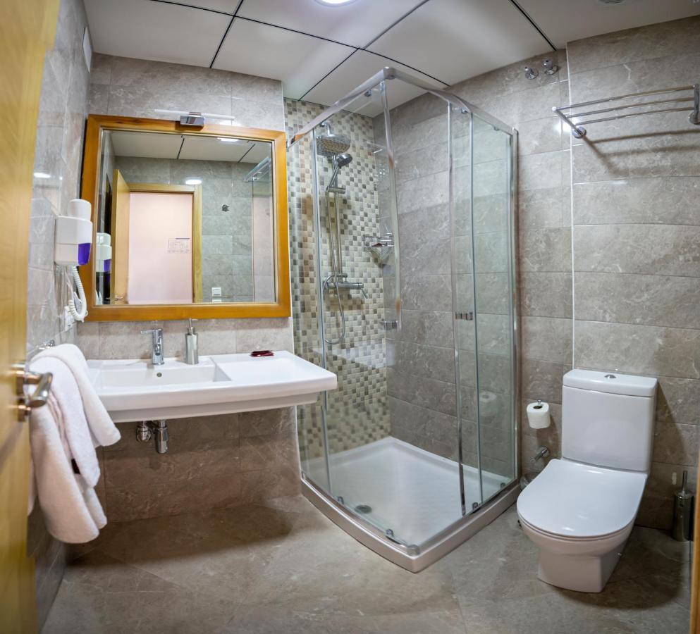 Double Room,1015521355:JPEG